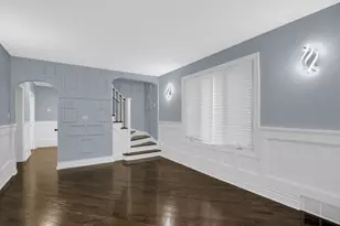 8352 S St Lawrence Ave, Chicago, IL 60619 - Photo 5