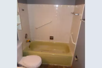 1305 Wakeby Lane #1305, Schaumburg, IL 60193 - Photo 11