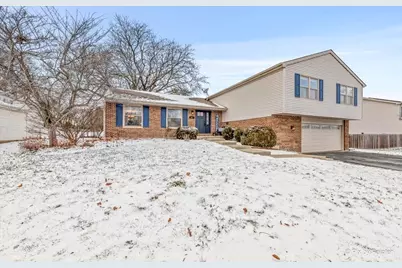 681 Windemere Lane, Lake Zurich, IL 60047 - Photo 3