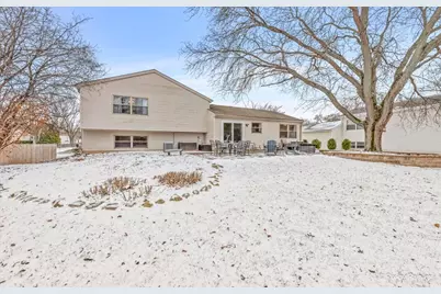 681 Windemere Lane, Lake Zurich, IL 60047 - Photo 39