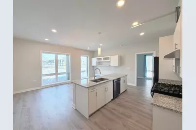 3218 S Archer Avenue #201, Chicago, IL 60608 - Photo 5
