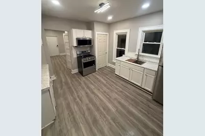 746 N Schuyler Avenue, Kankakee, IL 60901 - Photo 3