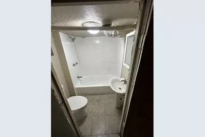 435 S Poplar Avenue, Kankakee, IL 60901 - Photo 39