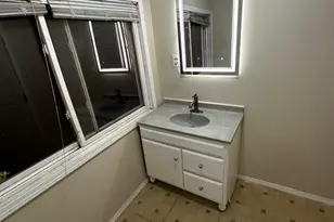 435 S Poplar Ave, Kankakee, IL 60901 - Photo 7