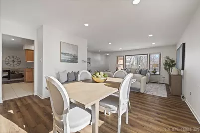 5436 Blodgett Avenue, Downers Grove, IL 60515 - Photo 9