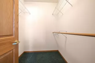 631 Saugatuk Cir, Romeoville, IL 60446 - Photo 11