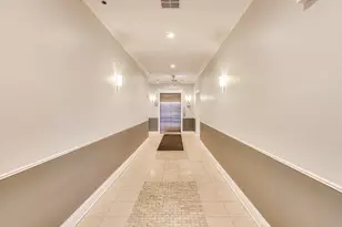 2811 N Bell Ave, Chicago, IL 60618 - Photo 3