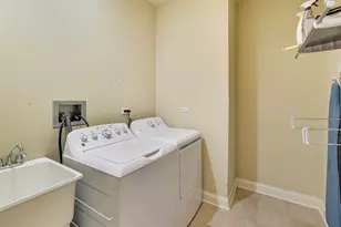 2811 N Bell Ave, Chicago, IL 60618 - Photo 29