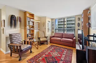 1410 N State Pkwy, Chicago, IL 60610 - Photo 25