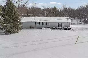 88 County Rd 2000 N, Mahomet, IL 61853 - Photo 7