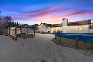 1240 E Truman Dr, Bradley, IL 60915 - Photo 23