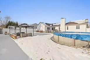 1240 E Truman Dr, Bradley, IL 60915 - Photo 21