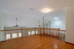 922 W Chesterfield Ct, Palatine, IL 60067 - Photo 9