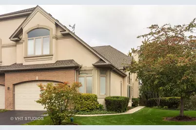 922 W Chesterfield Court, Palatine, IL 60067 - Photo 1