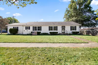 126 E Cleveland Street, Cullom, IL 60929 - Photo 1