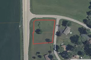 2190 Inner Cir Dr, Rockford, IL 61101 - Photo 1