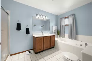 1113 Tewes Ln, Zion, IL 60099 - Photo 11