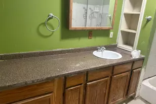 18019 Lorenz Ave, Lansing, IL 60438 - Photo 7