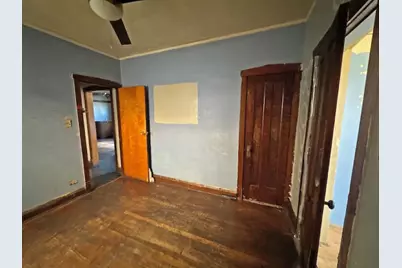 938 N Leamington Avenue, Chicago, IL 60651 - Photo 15