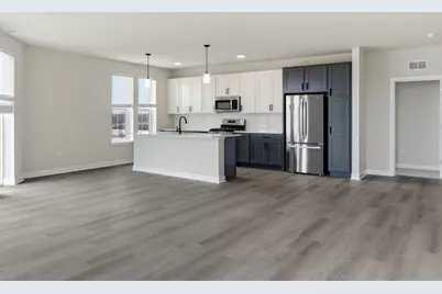 250 McHenry Road #B2B3, Buffalo Grove, IL 60089 - Photo 29