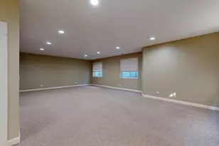 28 Legacy Ln, Wheeling, IL 60090 - Photo 23