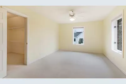 10711 Bull Valley Drive, Woodstock, IL 60098 - Photo 33