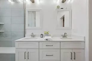 1221 N East Ave, Oak Park, IL 60302 - Photo 17