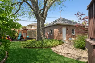 1221 N East Ave, Oak Park, IL 60302 - Photo 33