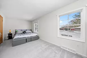 806 Adrian St, Yorkville, IL 60560 - Photo 7