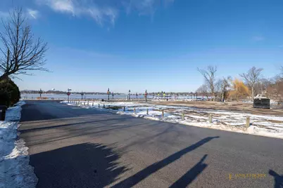 15 Lake Street, Lake Zurich, IL 60047 - Photo 3