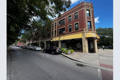 7015 N Glenwood Avenue, Chicago, IL 60626 - Photo 1