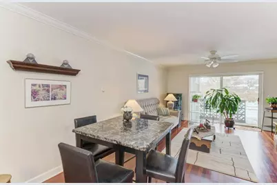 2234 S Goebbert Road #118, Arlington Heights, IL 60005 - Photo 5