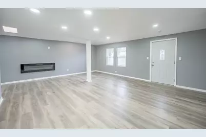 42425 N Park Lane E, Antioch, IL 60002 - Photo 9