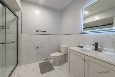 6259 W Peterson Avenue #1R, Chicago, IL 60646 - Photo 11