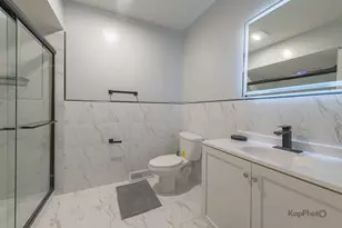 6259 W Peterson Ave, Chicago, IL 60646 - Photo 11