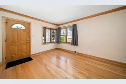 6011 N Monitor Avenue, Chicago, IL 60646 - Photo 11