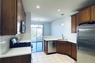 524 Majestic Ln, Oswego, IL 60543 - Photo 5