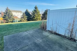 524 Majestic Ln, Oswego, IL 60543 - Photo 17