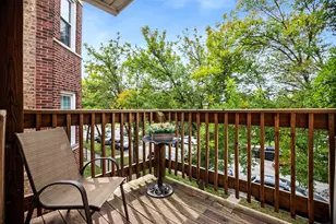 7019 N Ridge Blvd, Chicago, IL 60645 - Photo 9