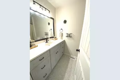 105 Kendall Street, Gifford, IL 61847 - Photo 45