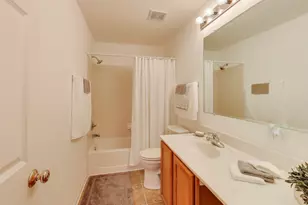 2409 Bluewater Dr, Wauconda, IL 60084 - Photo 33