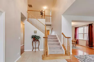 2409 Bluewater Drive, Wauconda, IL 60084 - Photo 3