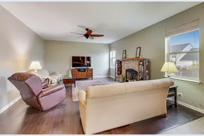 2409 Bluewater Drive, Wauconda, IL 60084 - Photo 15