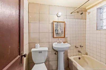 8119 S South Shore Drive, Chicago, IL 60617 - Photo 19