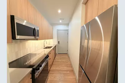 1339 W Estes Avenue #3D, Chicago, IL 60626 - Photo 7