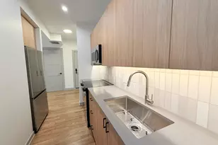 1339 W Estes Ave, Chicago, IL 60626 - Photo 9