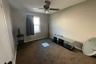 11524 S Nagle Ave, Worth, IL 60482 - Photo 9