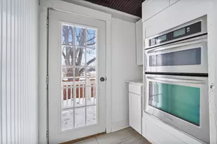 104 Magoun St, Bloomington, IL 61701 - Photo 15