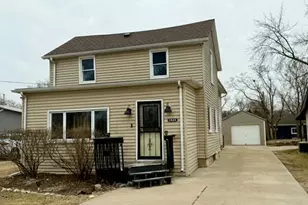 1429 Phelps St, Ottawa, IL 61350 - Photo 1