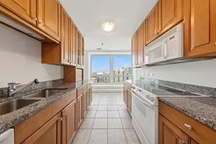 57 E Delaware Pl, Chicago, IL 60611 - Photo 7